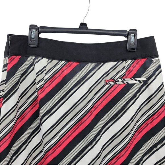 Gym Shark Athletic Asymmetrical Diagonal Striped Schoolgirl Skort Black Sz 8 - Picture 10 of 11